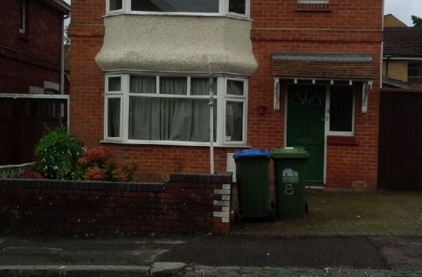 Detached  3 bedroom house - Image 1